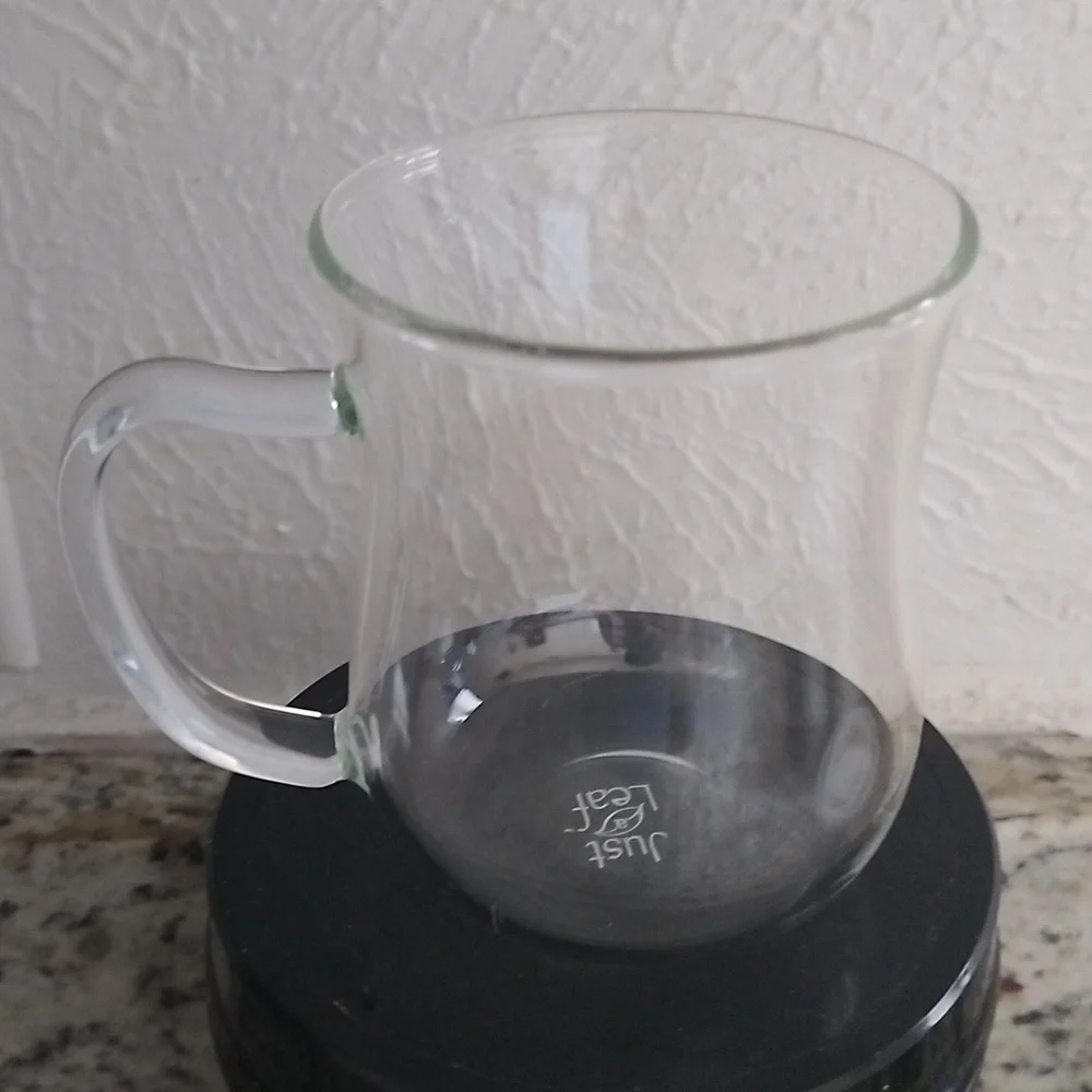 Clear Glass Teapot / Teacup with inner cup with slits, Lid & Handle for Brewing